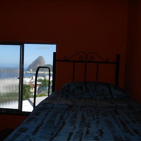 Hostel Tavares Bastos Рио де Жанейро Стая снимка